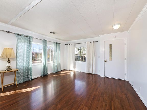 5th image of 5332 Crystal Springs Dr