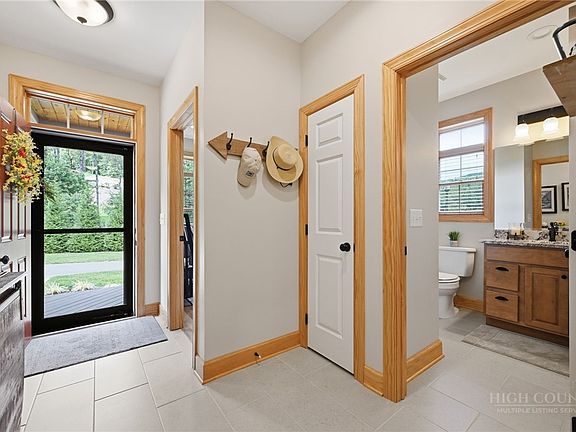 5th image of 172 Whispering Streams Court #2
