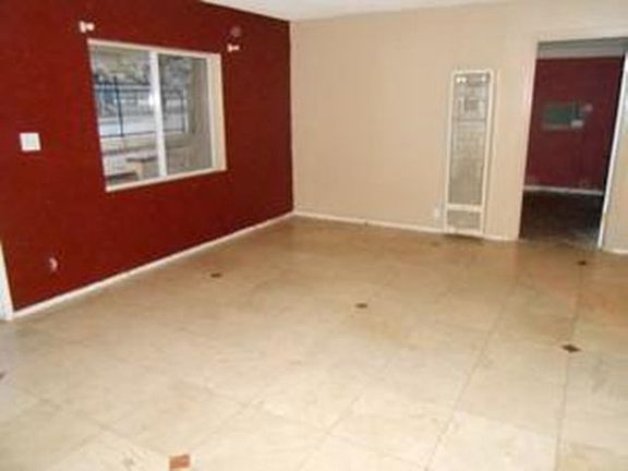3rd image of 21129 Olive St