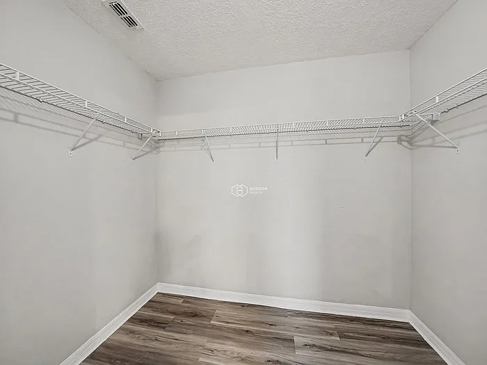 1941 Hawks View Dr — Photo 16