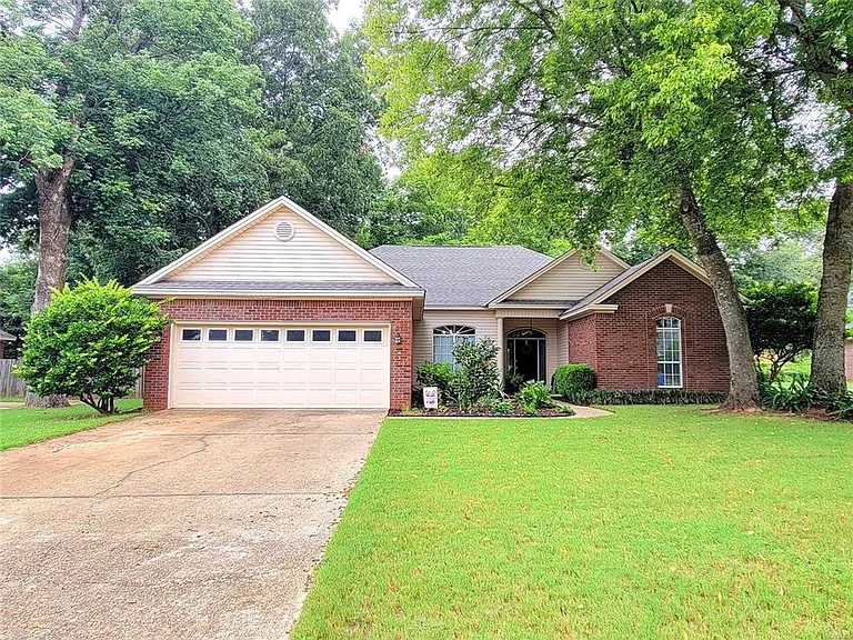 1269 Cross Creek Rd — Photo 1