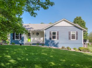 2405 NE Quail Walk Trl, Blue Springs, MO 64014