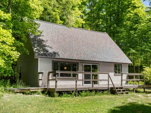 9310 Marl Ln, Buckley, MI 49620
