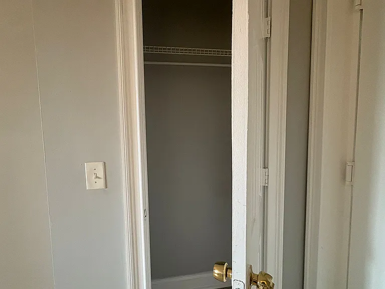 65 Plaza Ave #6 — Photo 4