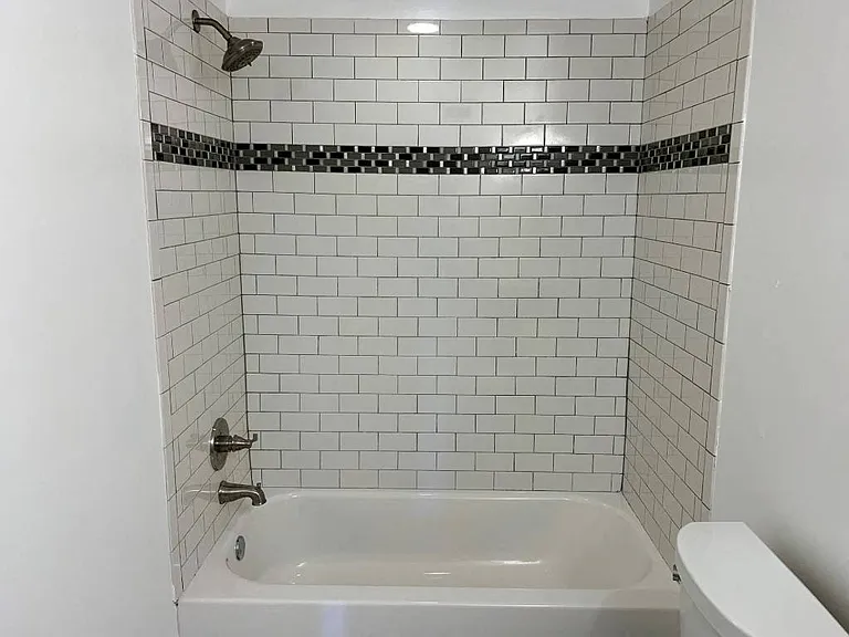 508 Martin Street — Photo 6