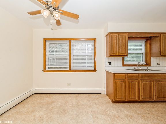 5th image of 8048 S Evans Ave