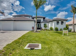1732 SE 40th Terrace Cpe, Coral, FL 33904