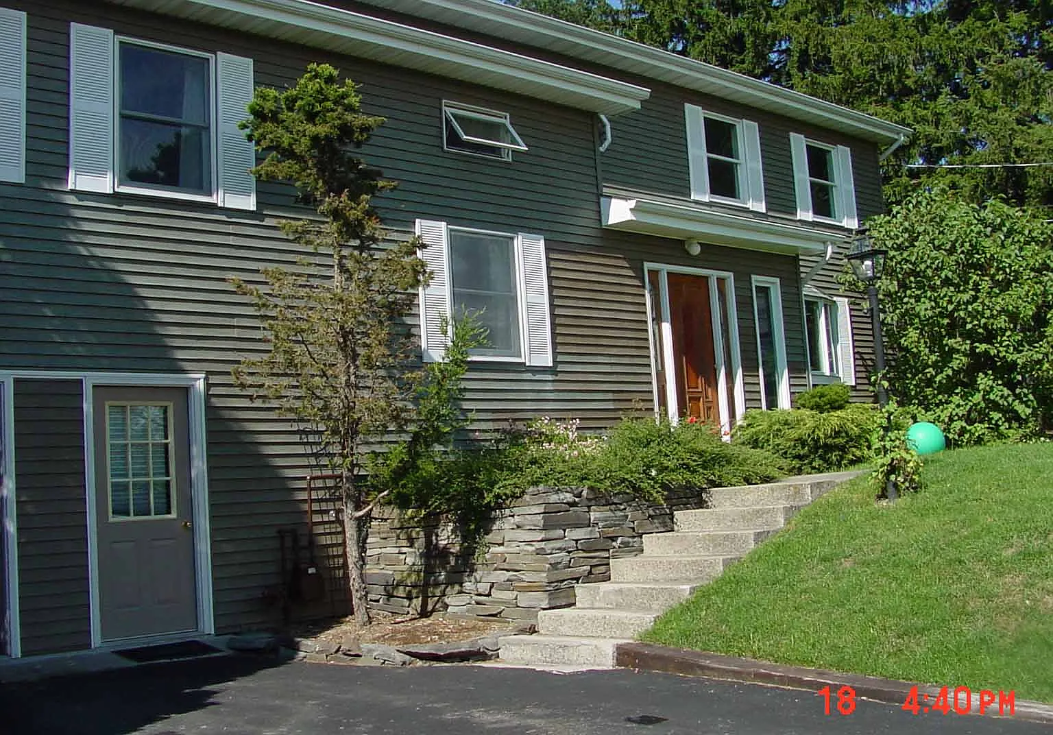 1 bed, 700 sqft, $1,299 — Photo 2