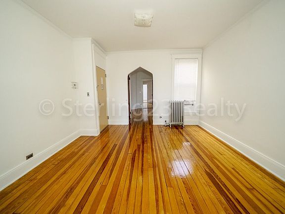 3rd image of 3420 42nd St #1
