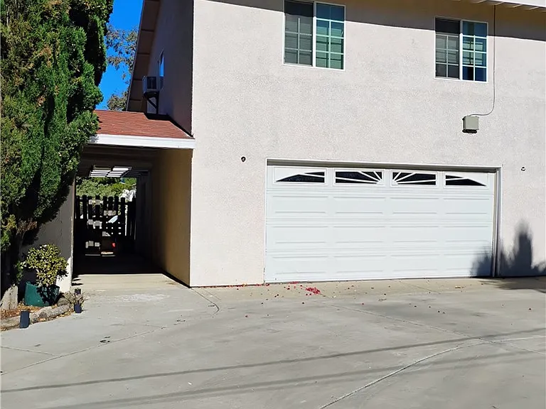 271 Park Ave — Photo 17