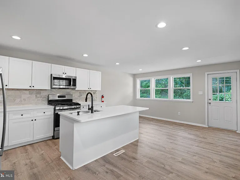 205 Juniper Rd #288 — Photo 3