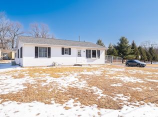 401 Morton St, Creve Coeur, IL 61610