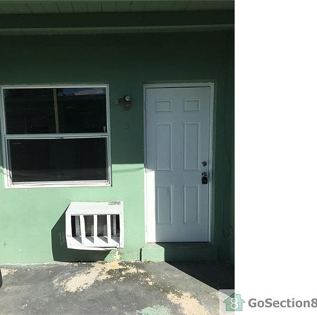 1st image of 914 NW 13th Ave #3