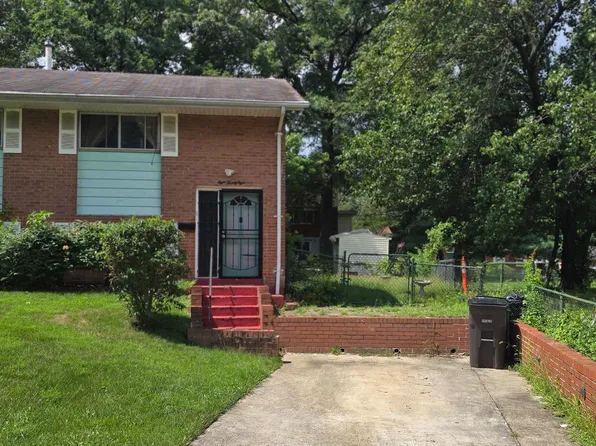 828 Booker Pl, Capitol Heights, MD 20743