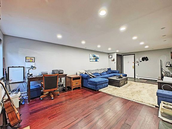 3rd image of 107 N Broadway #107