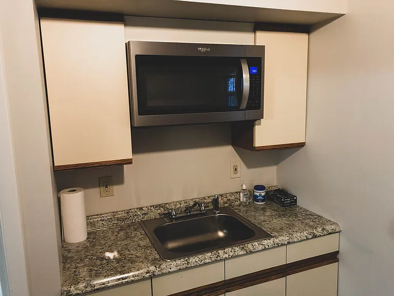 33 Tingley St #2R — Photo 5