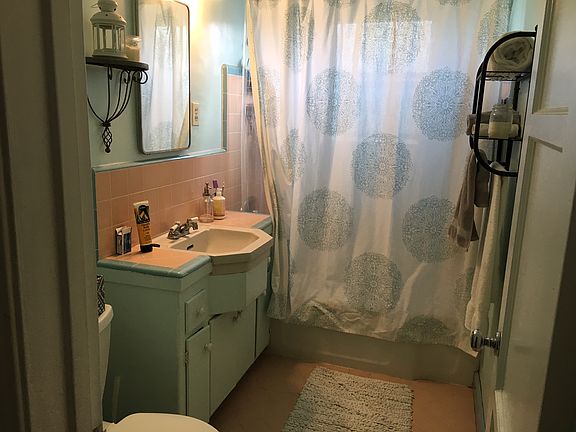 2nd image of 102 Lime Ave #10