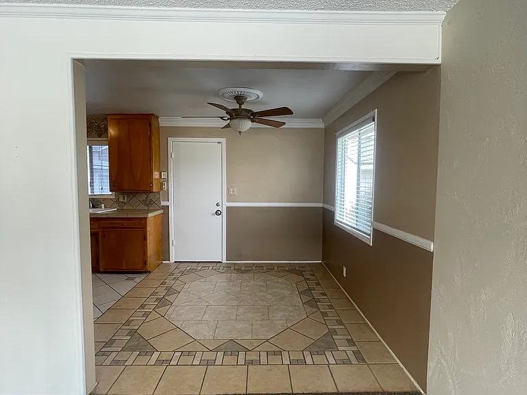 8824 Cedar St — Photo 18