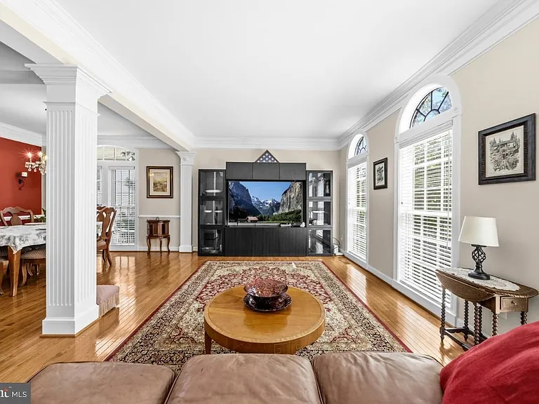 8058 Samuel Wallis St — Photo 13