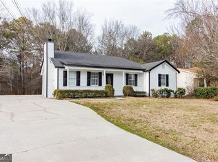 2172 Red Rose Ln, Loganville, GA 30052