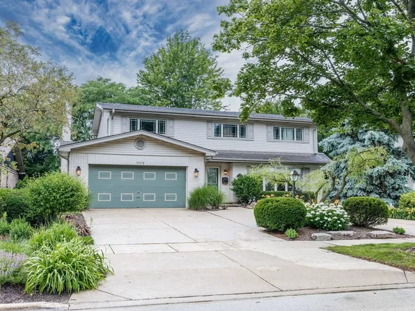 1012 S Church Rd, Mount Prospect, IL 60056