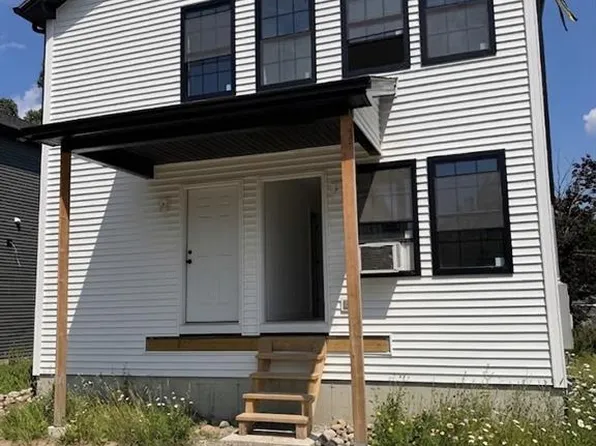 20-22 Perrin Rd, Providence, RI 02909