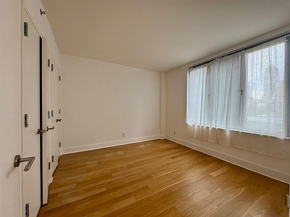 4th image of 4728 11th St APT 2A