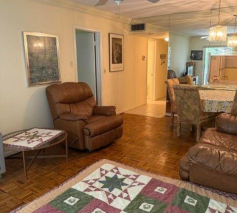 3rd image of 899 SE 2nd Avenue #206