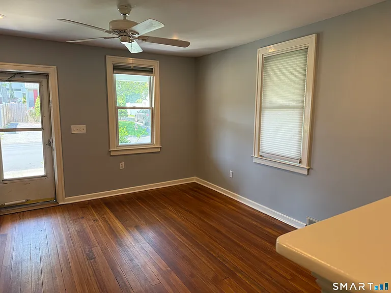 287 Old Stratfield Rd — Photo 11