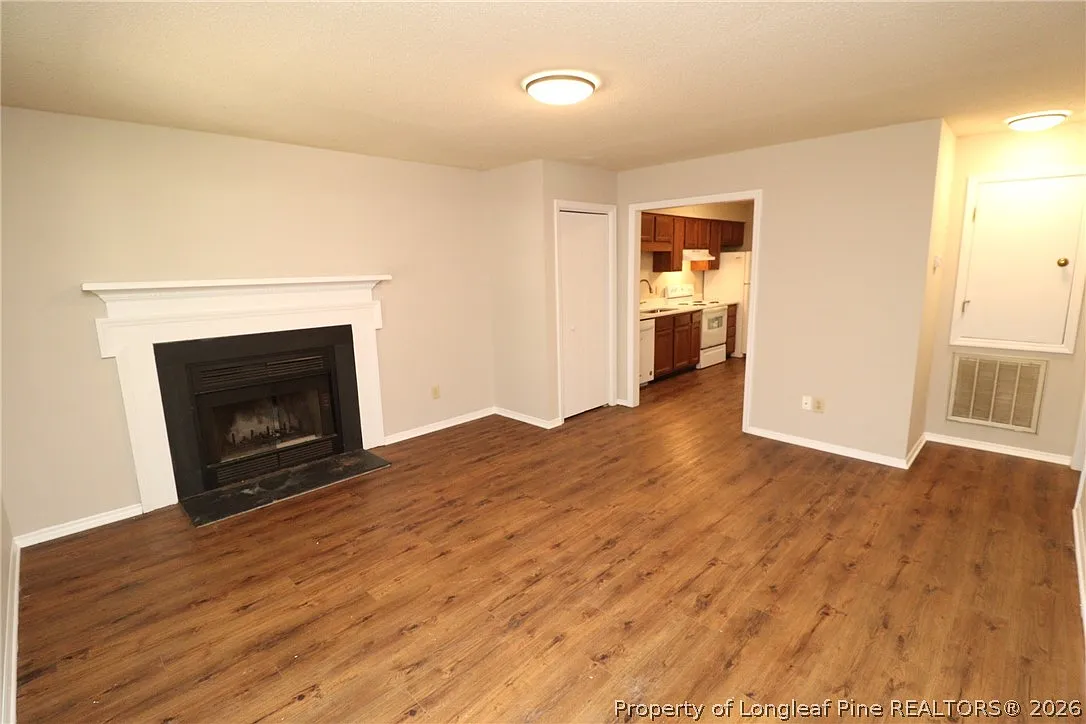 2 bed, 2.0 bath, $1,275 — Photo 3