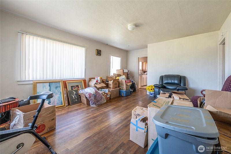4th image of 3101 Sumner Avenue
