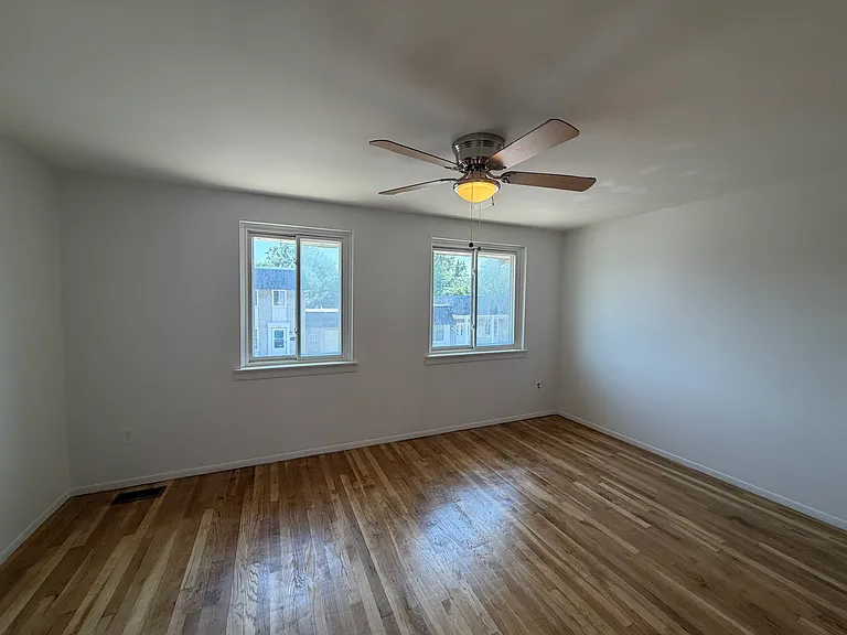 4446 Fifteen Mile Rd — Photo 19