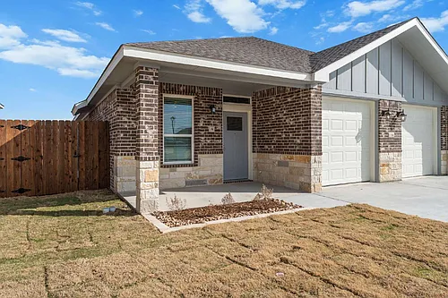 1114 Zora Dr Photo 1
