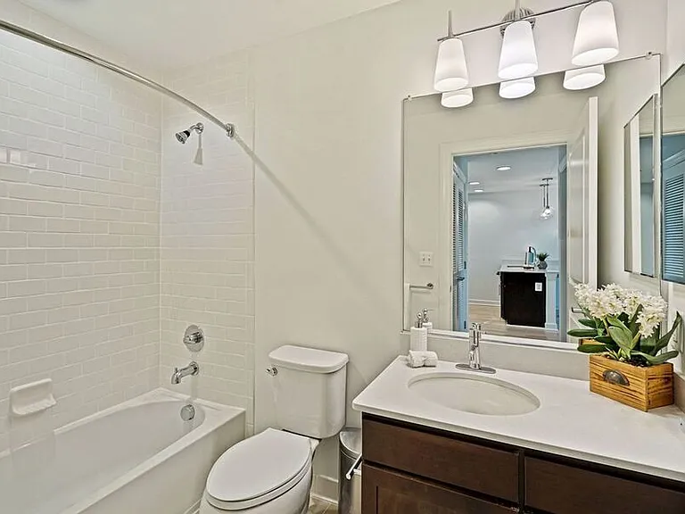 1115 H St NE #303 — Photo 7