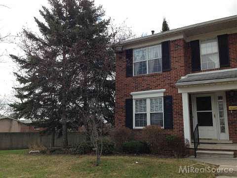 1st image of 36442 Park Place Dr