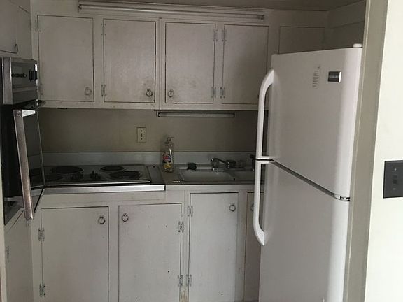 3rd image of 403 W Marble St APT C