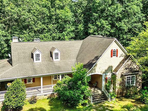 2nd image of 357 Shady Creek Trl
