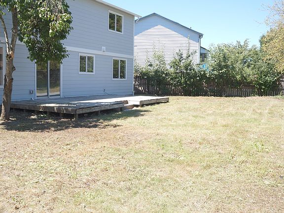 2nd image of 9715 NE 133rd Ave