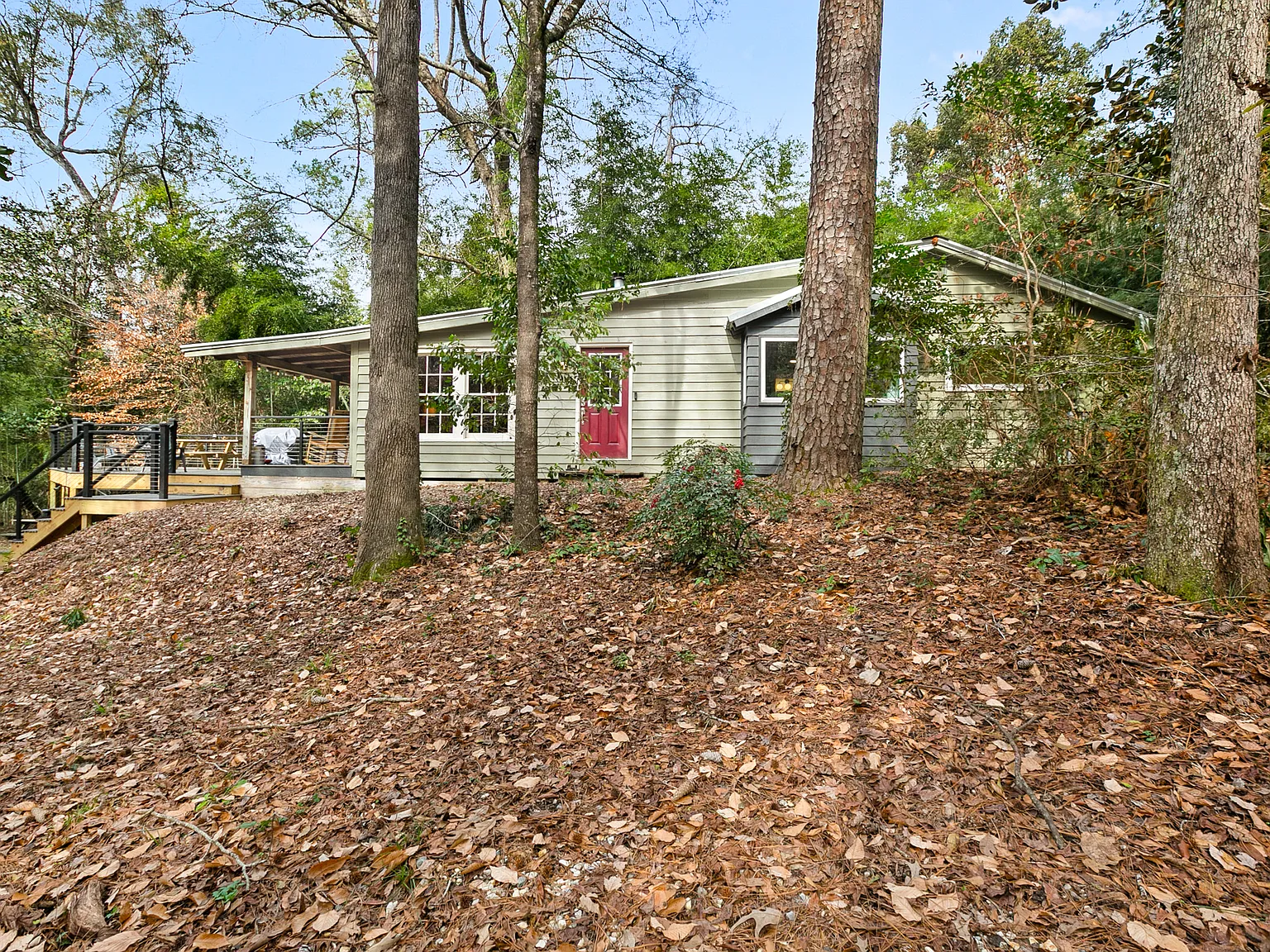 2 bed, 920 sqft, $2,300 — Photo 3
