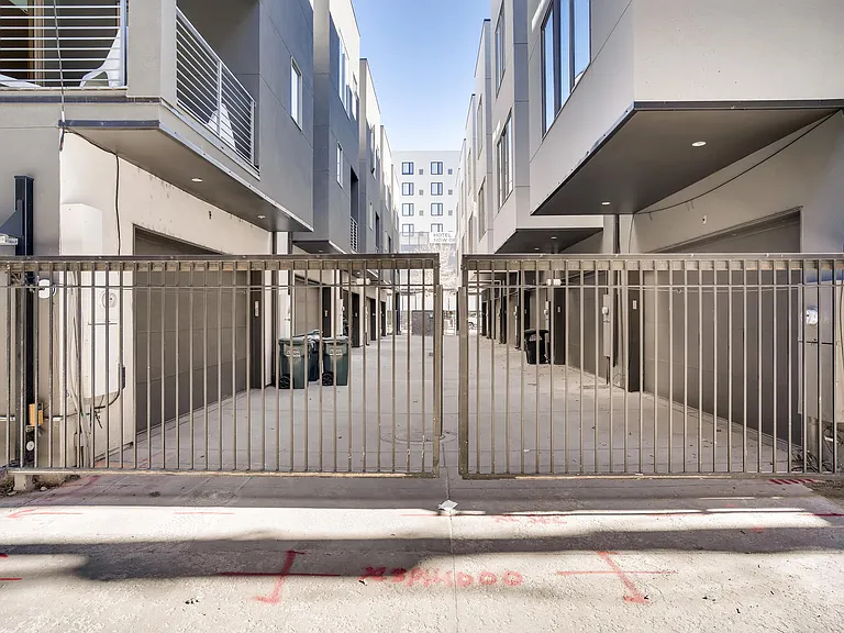 1325 Elati St #5 — Photo 33