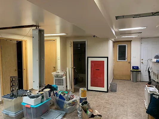 Rented by Voro, LLC | media 34