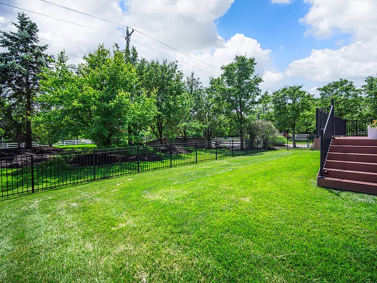 4431 Spring Field Ln — Photo 57