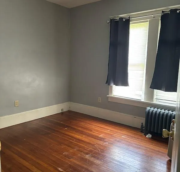 64 Maple St — Photo 3