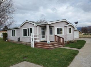 10700 W 4th St, Island City, OR 97850