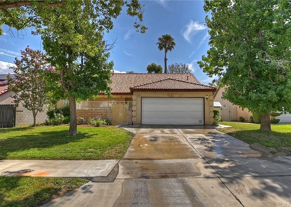 1924 Brookstone St Redlands CA 92374 Zillow