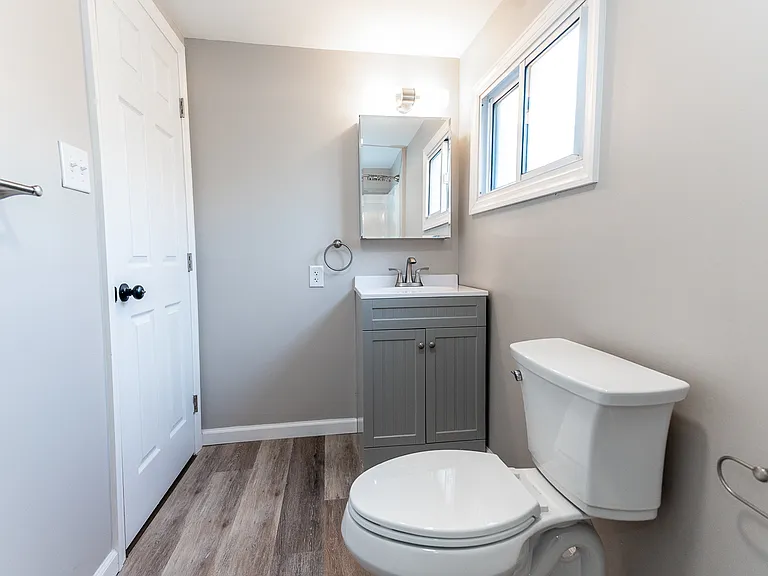 8 Enfield St #1 — Photo 18