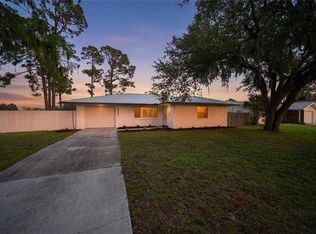 2506 Lakeshore Cir, Pt Charlotte, FL 33952