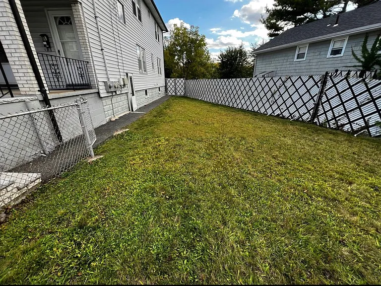 60 Buzzell Ln #A — Photo 11