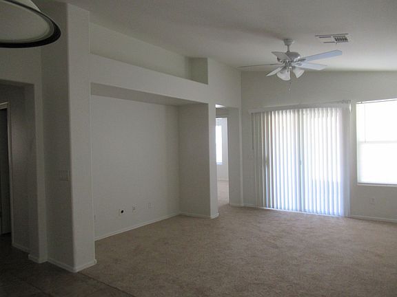 2nd image of 1420 E Poncho Ln