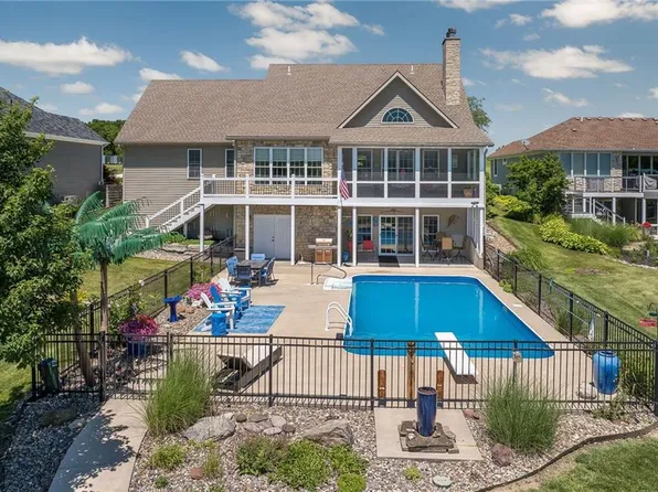 934 Lake Viking Ter, Altamont, MO 64620